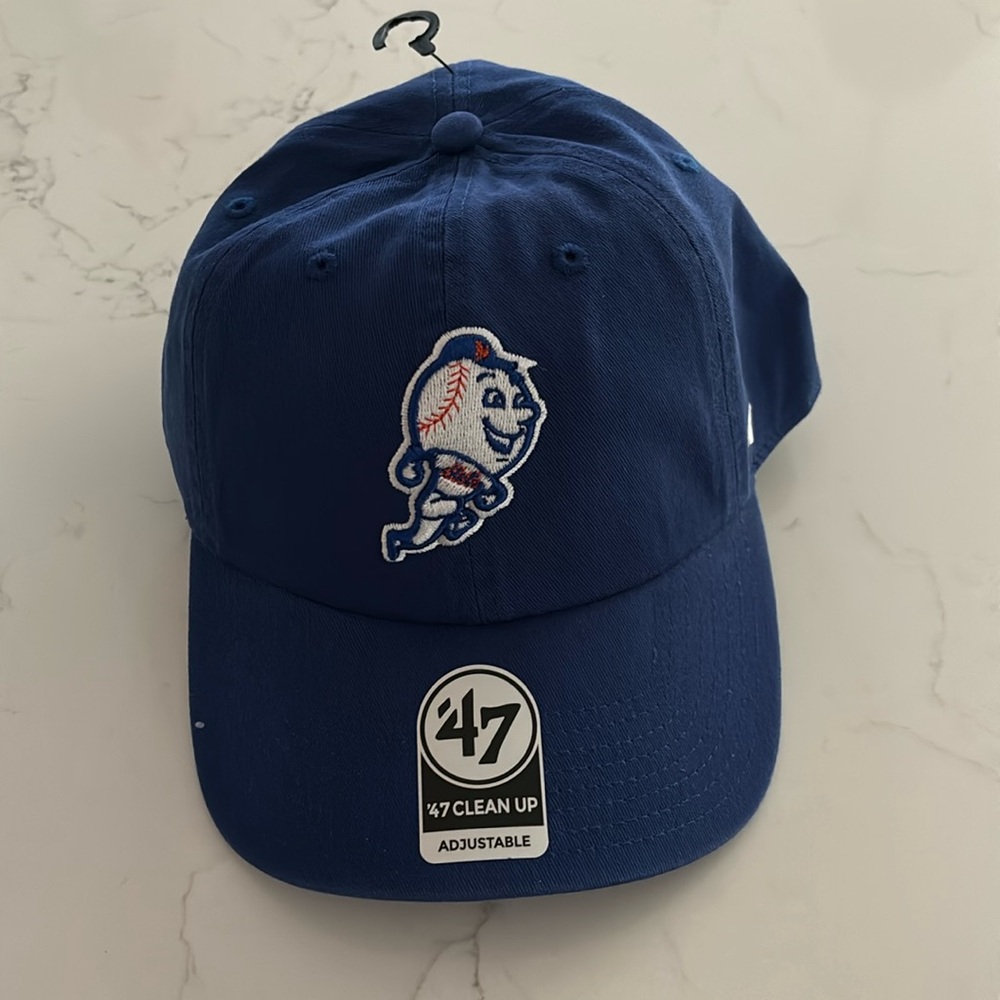 Brand new adjustable Mets hat